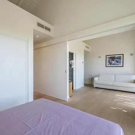 Beautiful In Apartment *